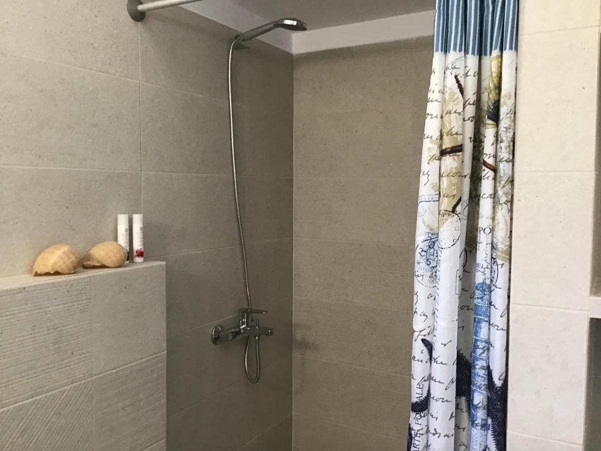 Albatross Holiday Apartments Agios Sostis  Ngoại thất bức ảnh